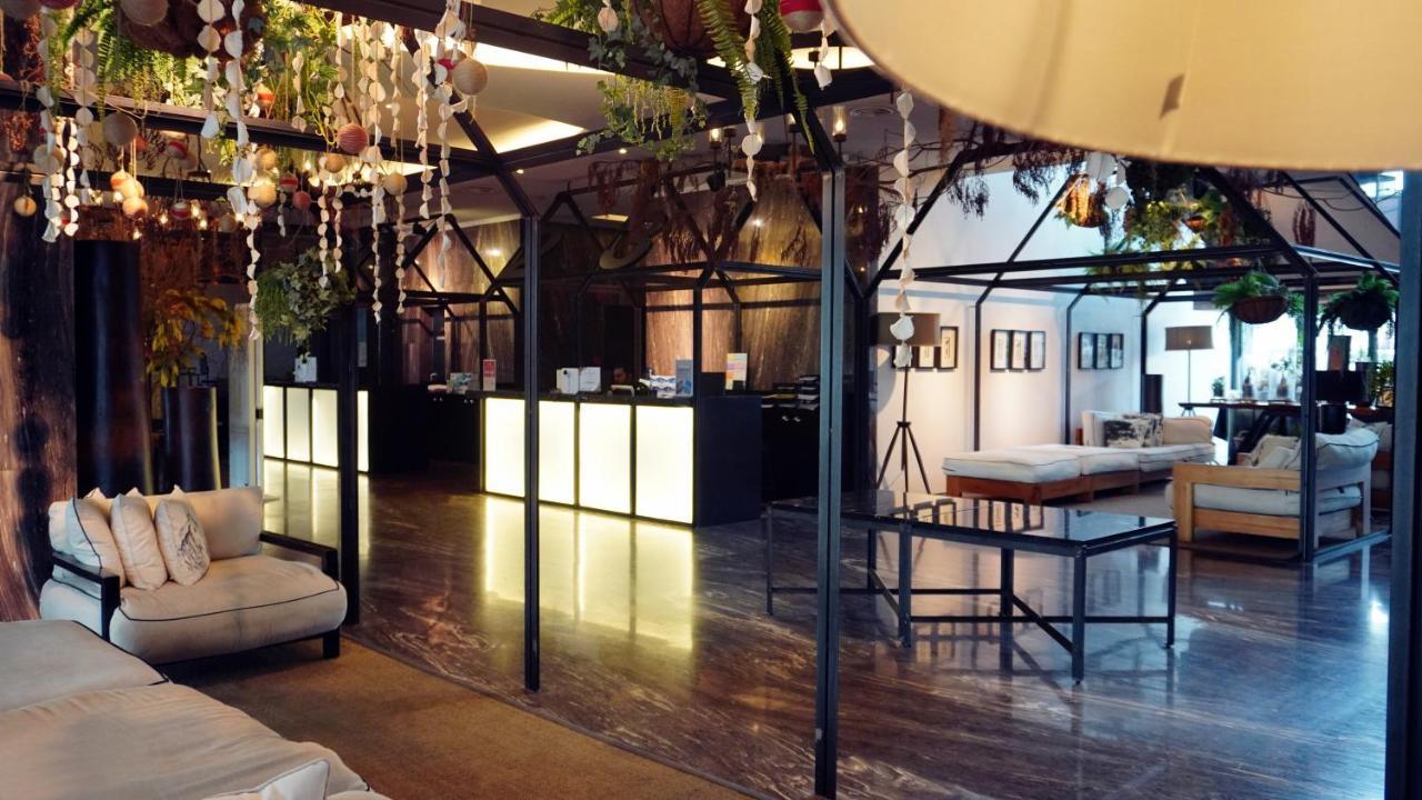 M Roof Hotel & Residences Ипох Экстерьер фото