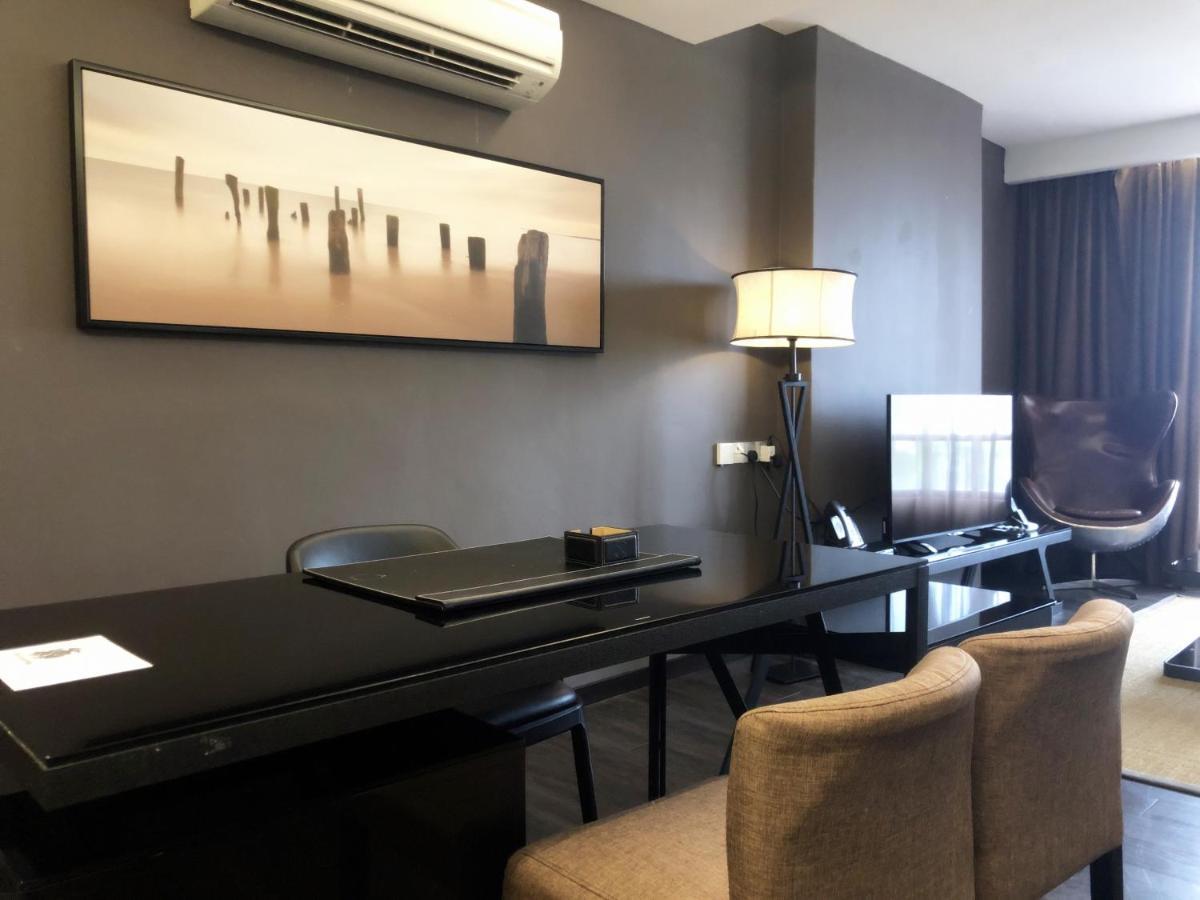 M Roof Hotel & Residences Ипох Экстерьер фото